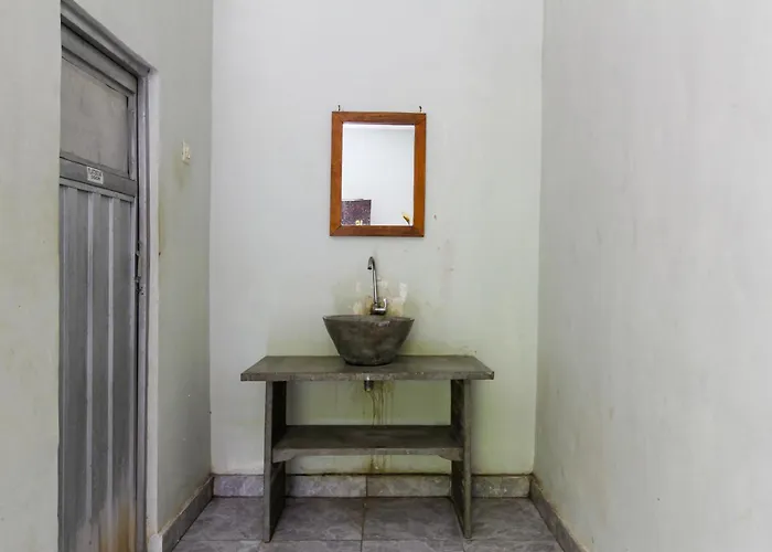 Hotel Reddoorz At Saren Anyar Lukluk Mengwi
