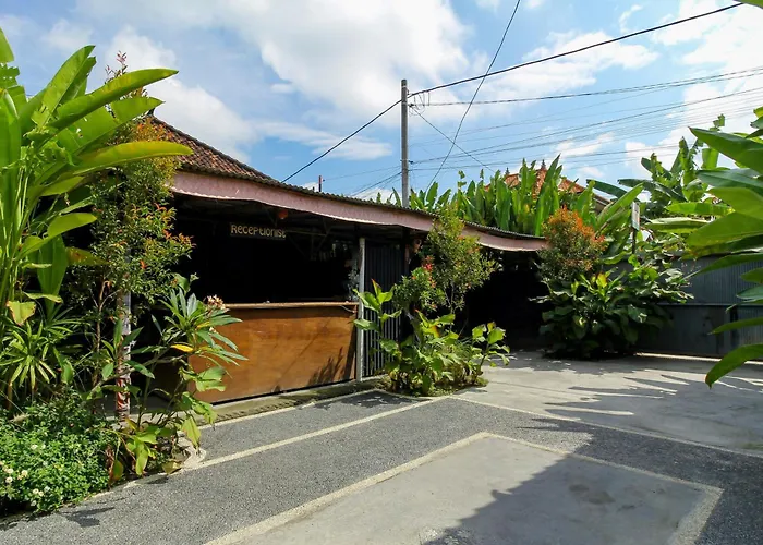 Hotel Reddoorz At Saren Anyar Lukluk Mengwi